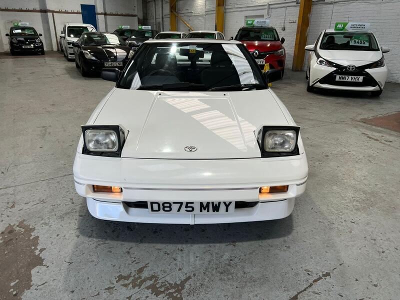 TOYOTA MR2