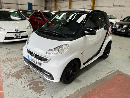 SMART FORTWO 1.0 MHD Edition21 